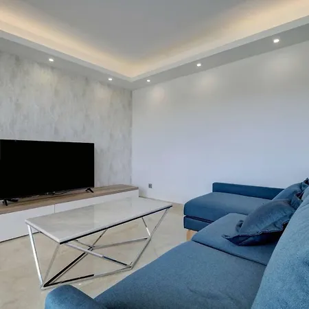 Di 90 M² Con 2 Appartamento *